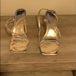 Glamorous sandals heels in gold mirror